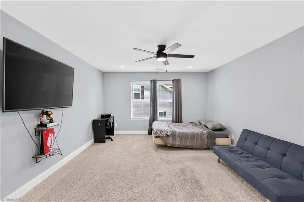 1671 Coopers Hawk Drive Kernersville, NC 27284