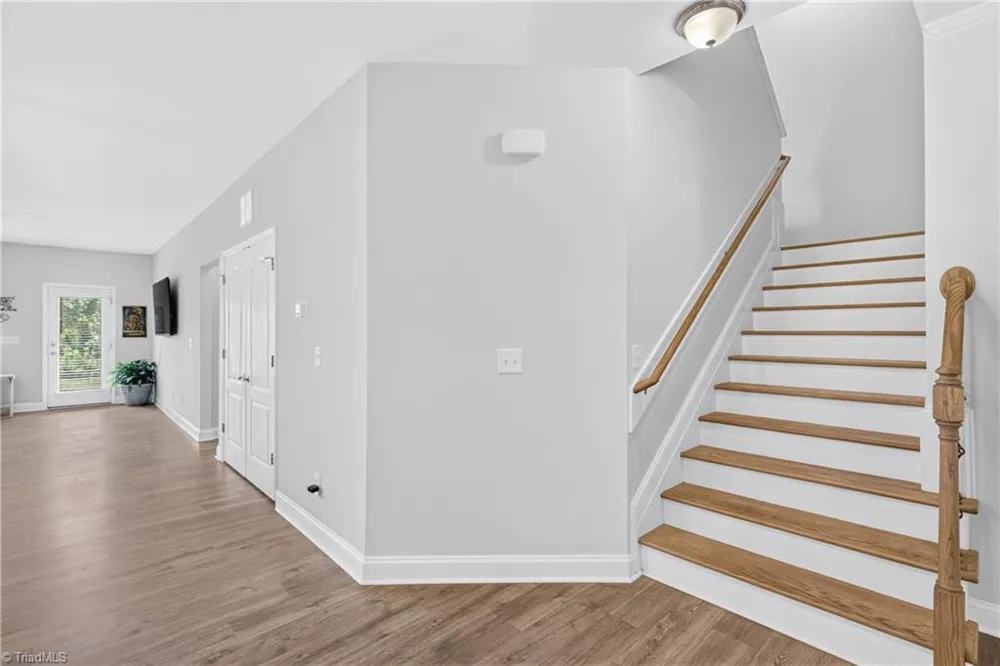 1671 Coopers Hawk Drive Kernersville, NC 27284