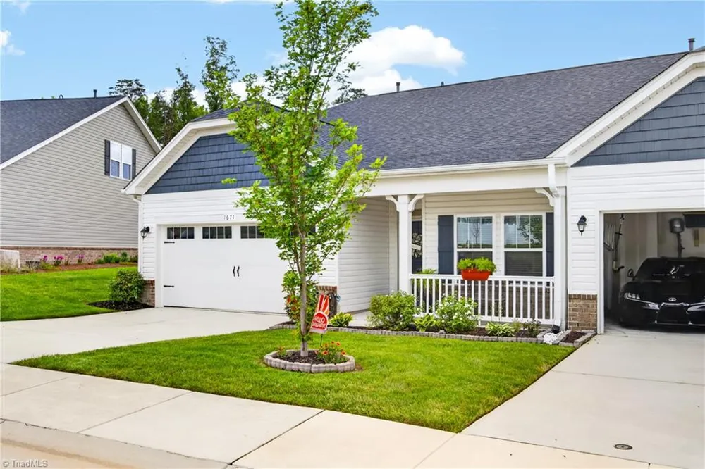 1671 Coopers Hawk Drive Kernersville, NC 27284