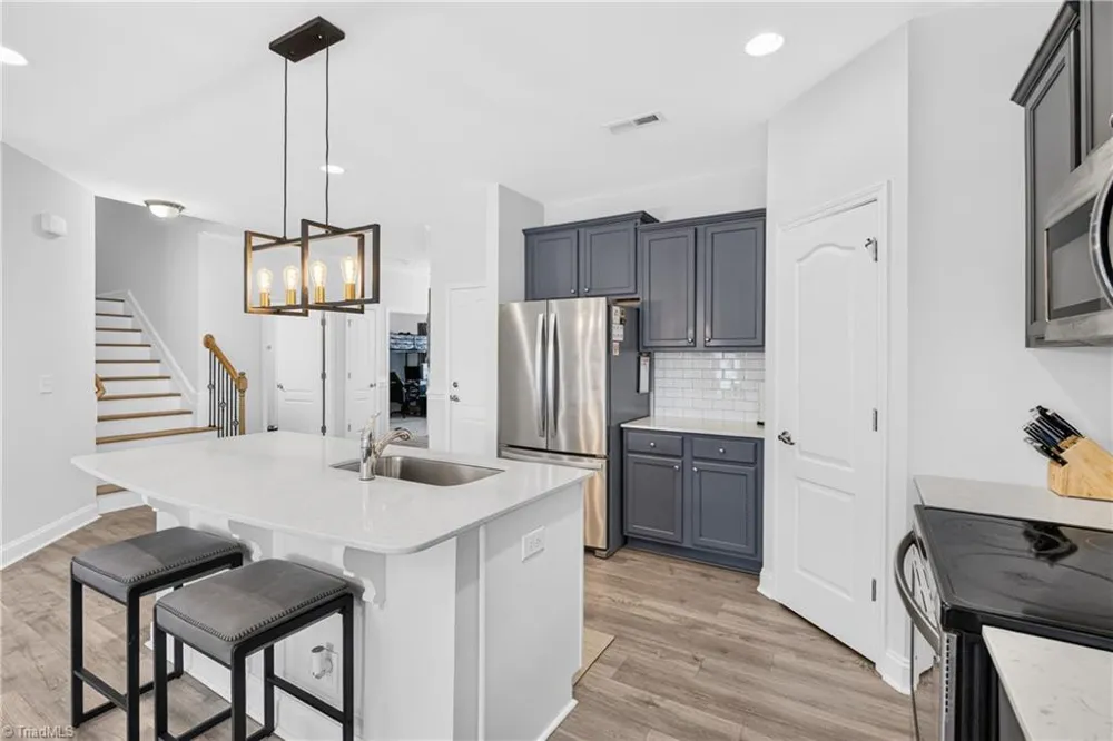 1671 Coopers Hawk Drive Kernersville, NC 27284