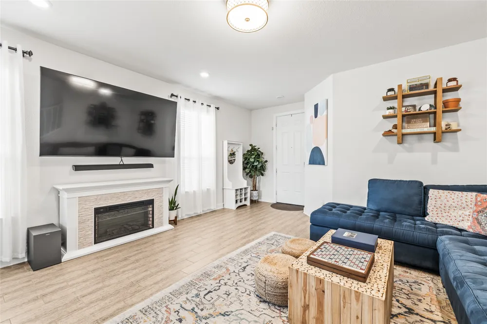 817 Sand Hill Branch Drive Austin, TX 78748