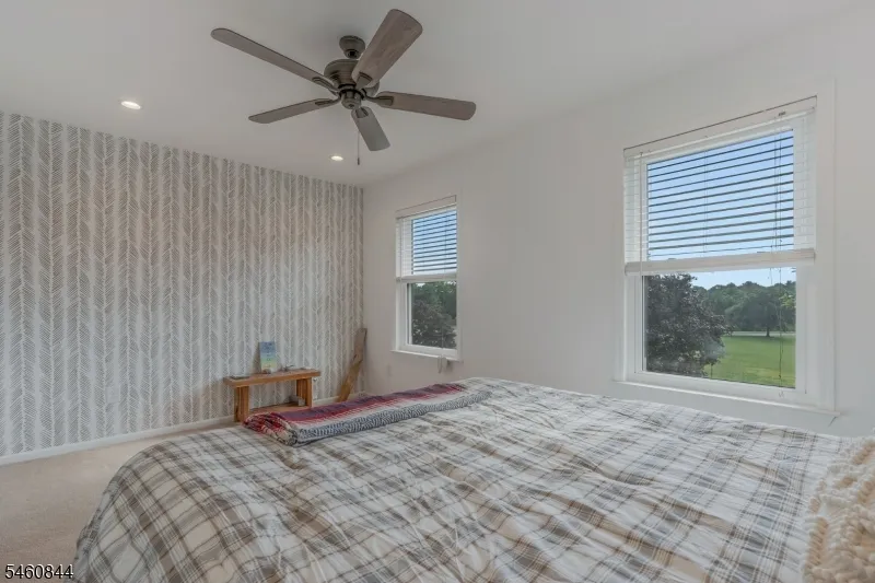 416 Willow Ct Raritan, NJ 08822