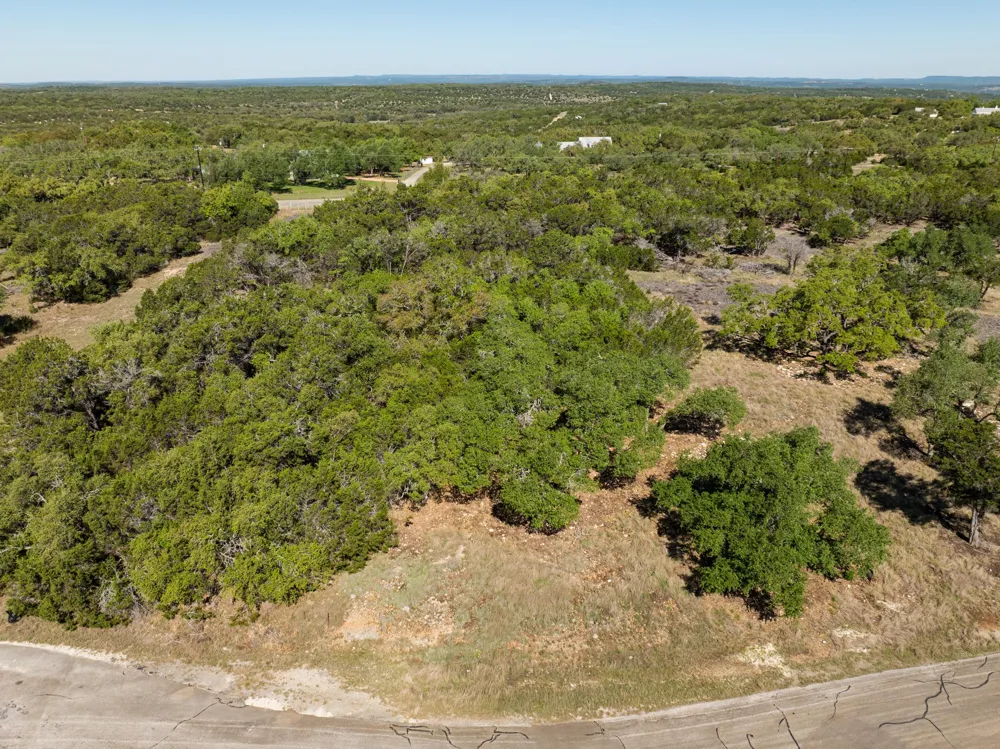 304 Stonegate Lane Dripping Springs, TX 78620