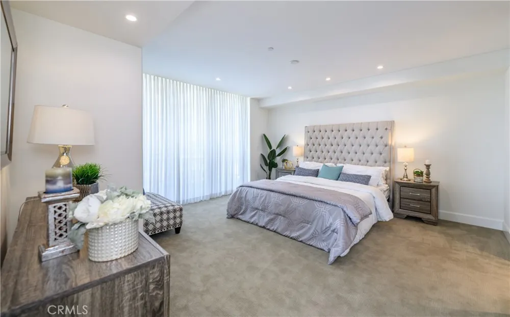 3085 Scholarship Irvine, CA 92612