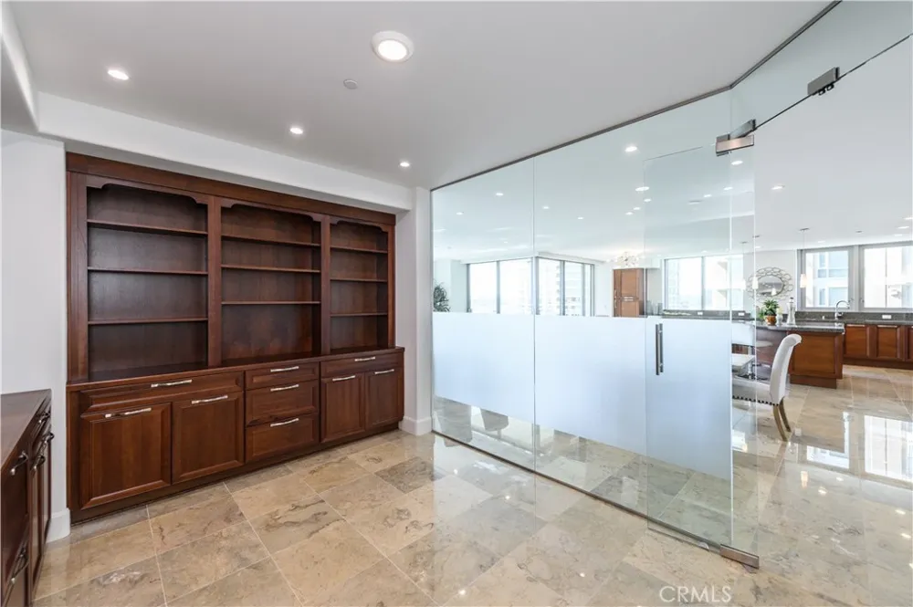 3085 Scholarship Irvine, CA 92612