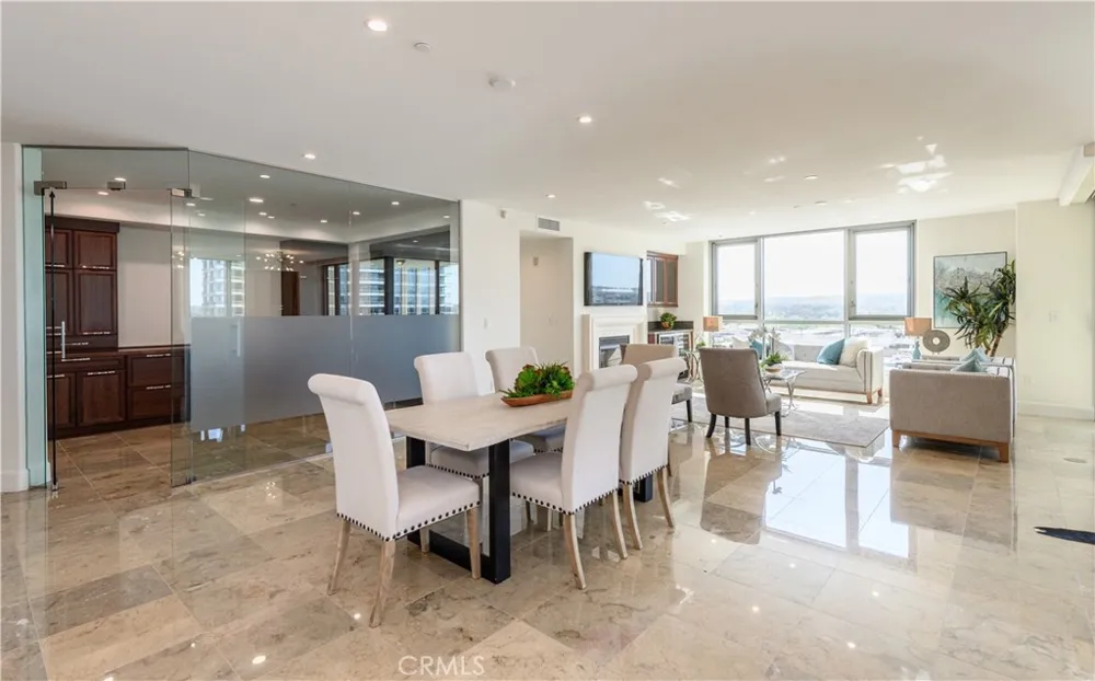 3085 Scholarship Irvine, CA 92612