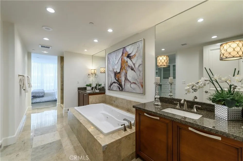3085 Scholarship Irvine, CA 92612