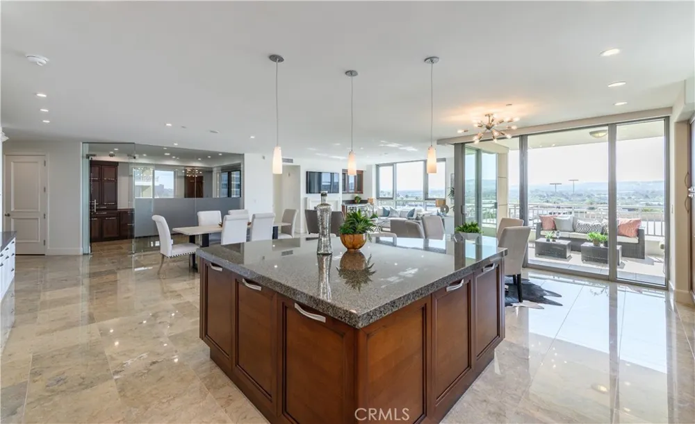 3085 Scholarship Irvine, CA 92612