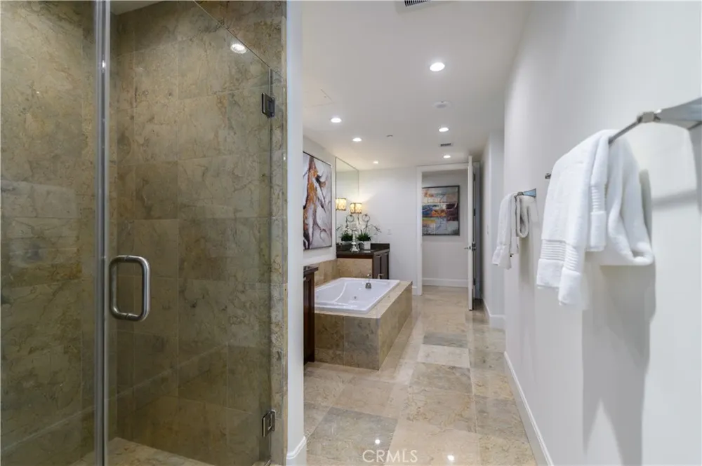 3085 Scholarship Irvine, CA 92612
