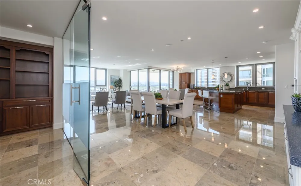 3085 Scholarship Irvine, CA 92612