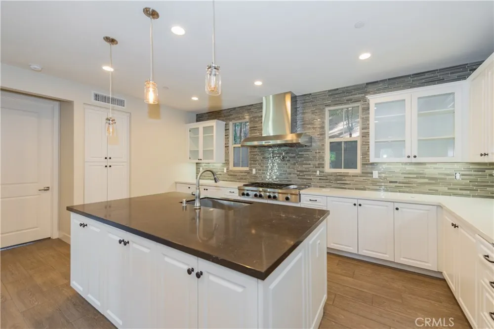 57 Westover Irvine, CA 92620