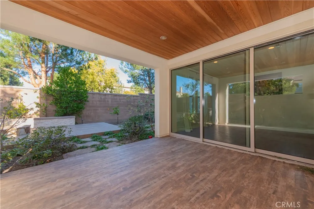 57 Westover Irvine, CA 92620