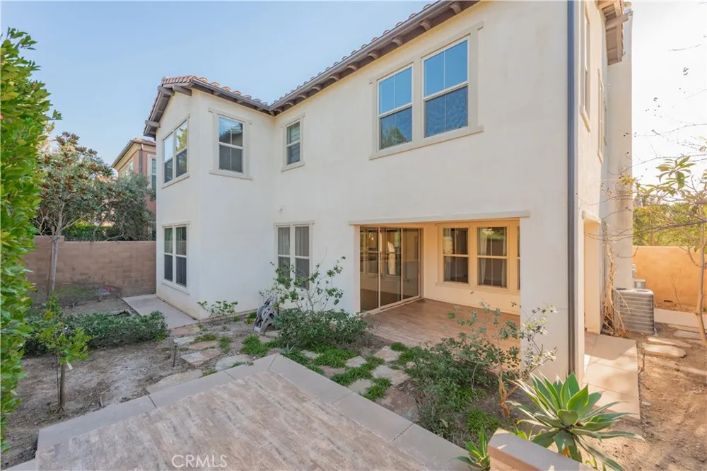57 Westover Irvine, CA 92620