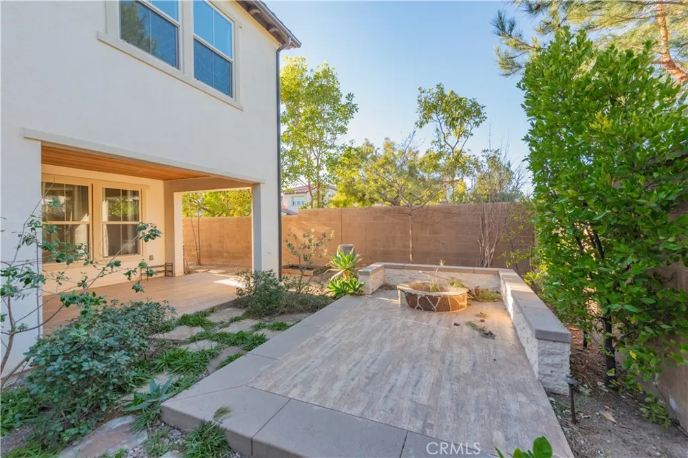 57 Westover Irvine, CA 92620