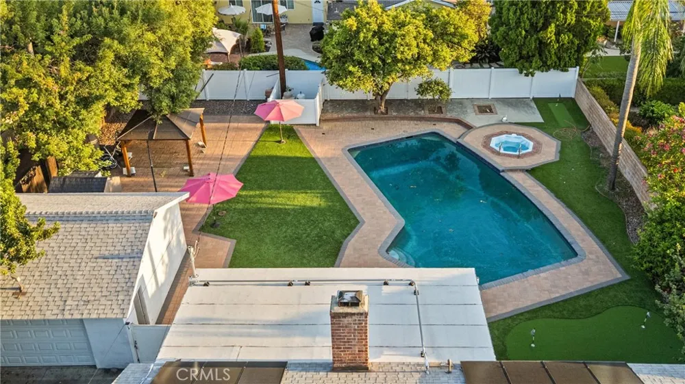18600 Knapp Street Northridge, CA 91324