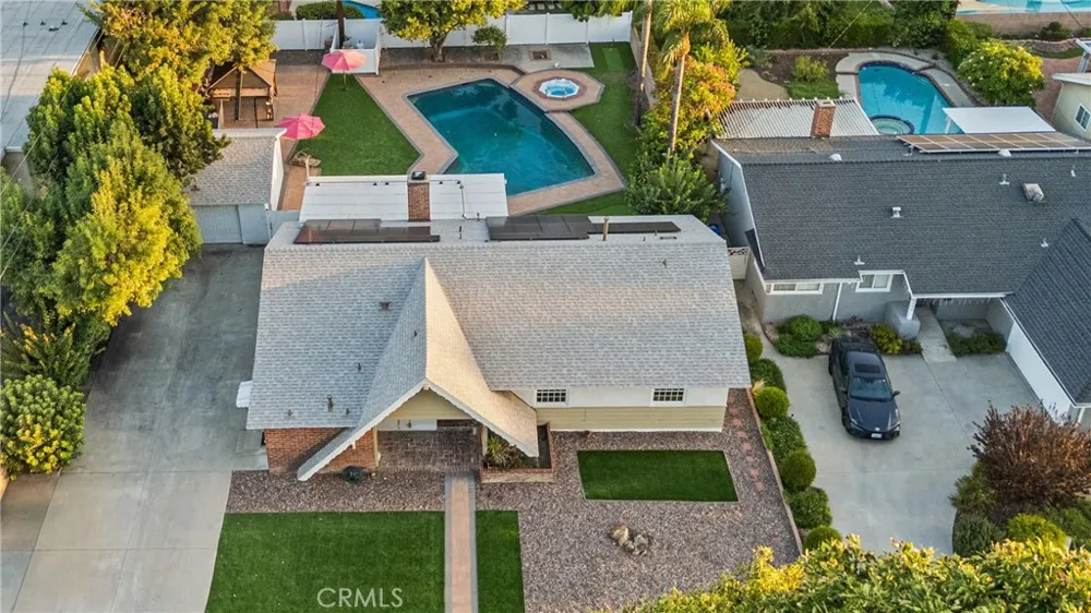 18600 Knapp Street Northridge, CA 91324