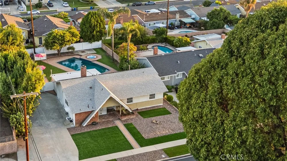 18600 Knapp Street Northridge, CA 91324