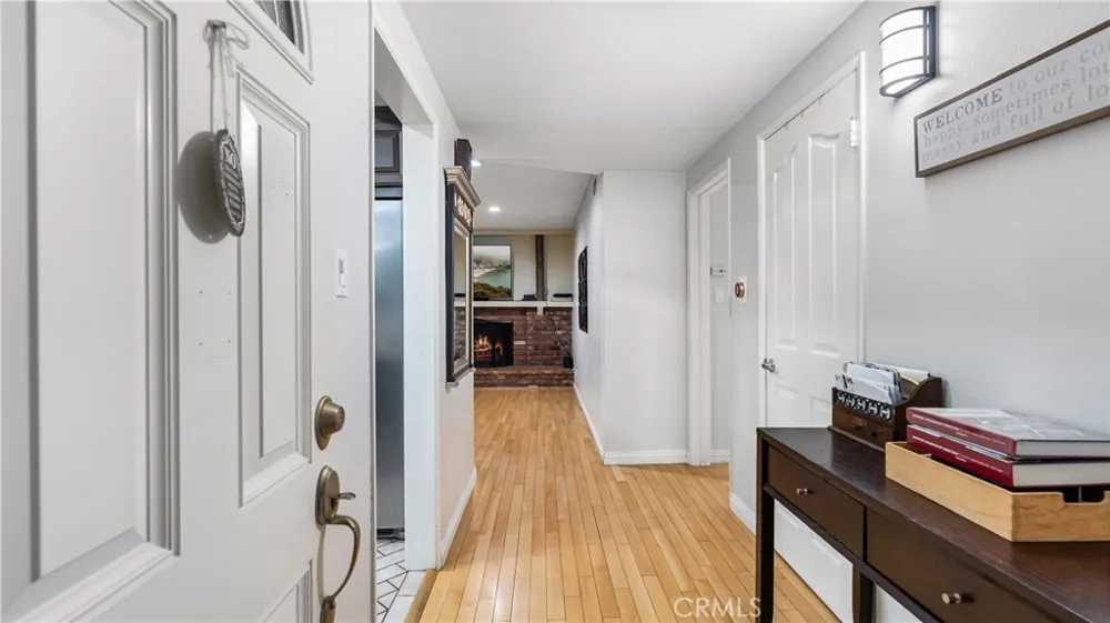 18600 Knapp Street Northridge, CA 91324