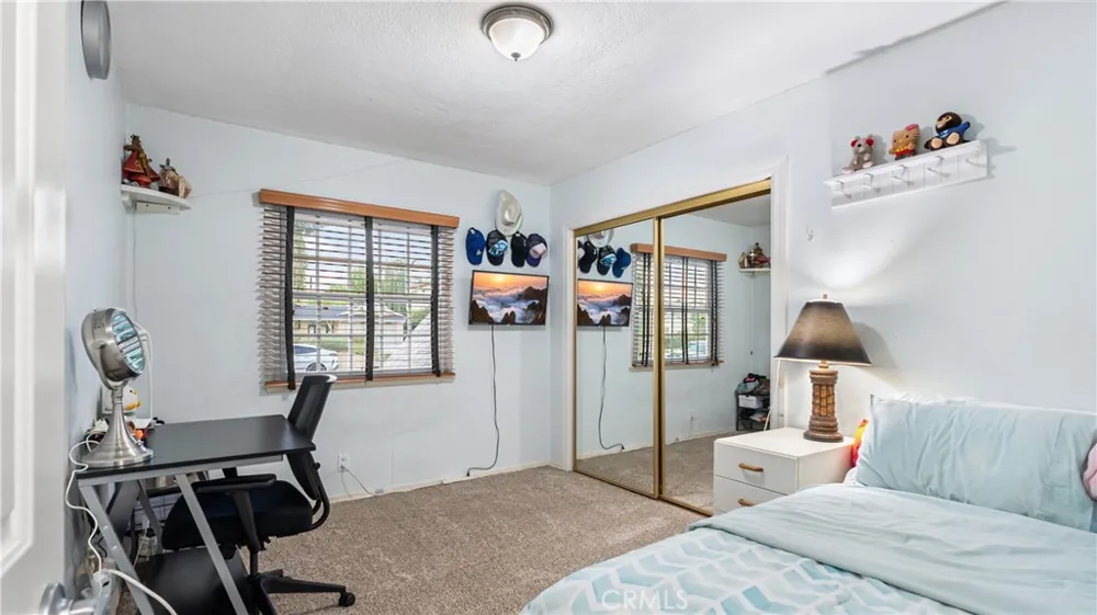 18600 Knapp Street Northridge, CA 91324