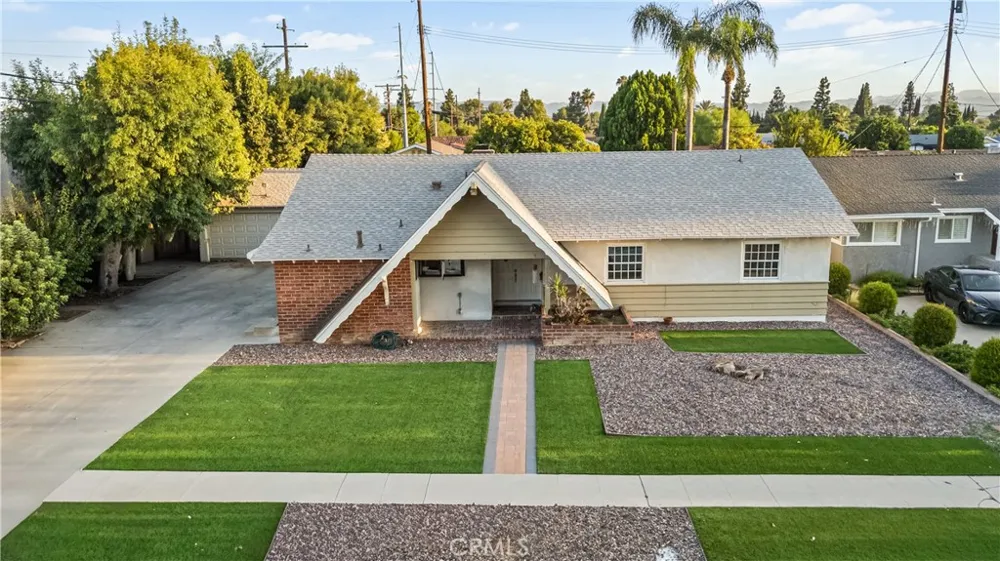 18600 Knapp Street Northridge, CA 91324