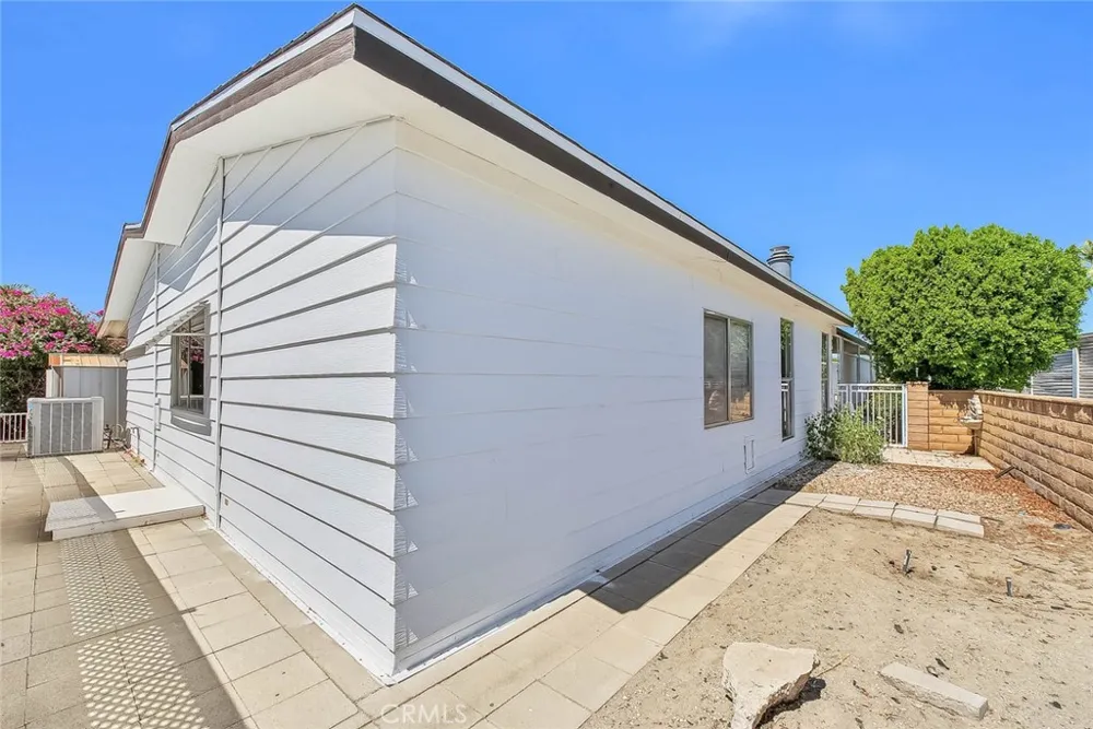 73951 Oak Springs Palm Desert, CA 92260