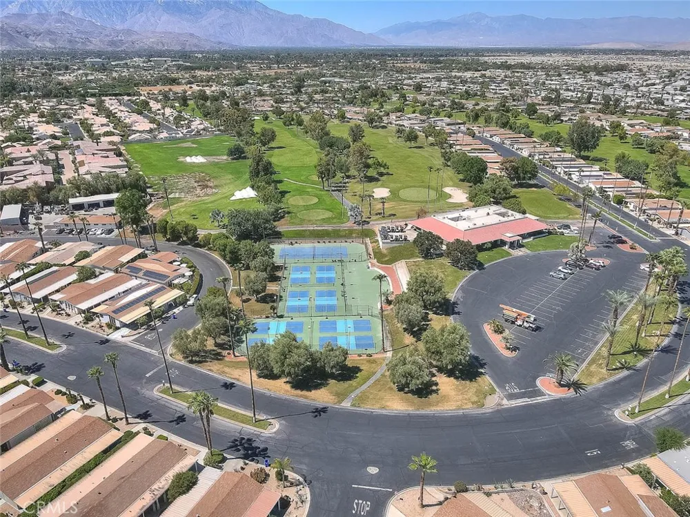 73951 Oak Springs Palm Desert, CA 92260