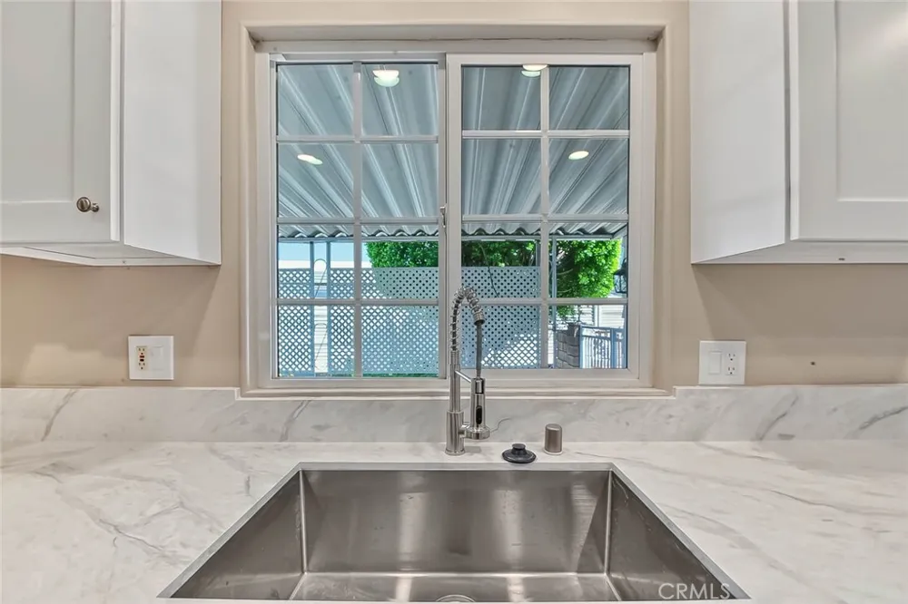 73951 Oak Springs Palm Desert, CA 92260