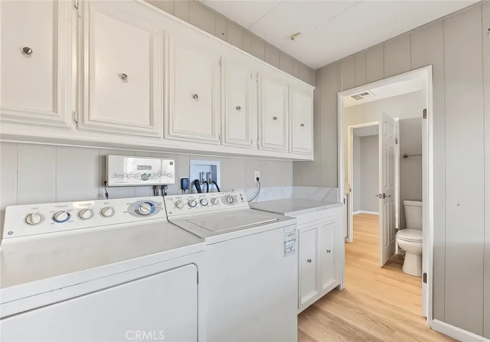 73951 Oak Springs Palm Desert, CA 92260