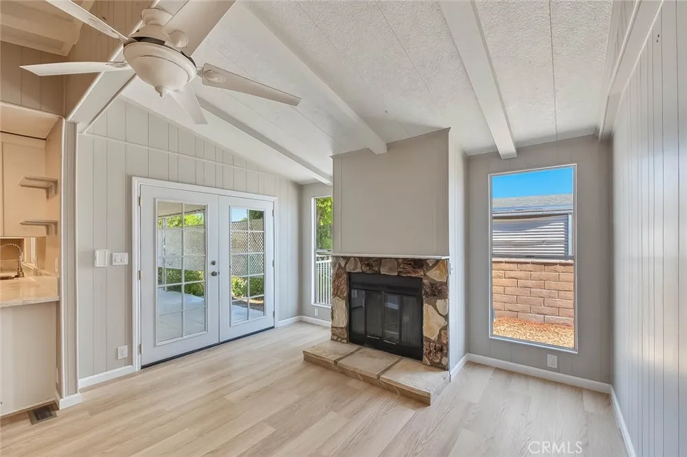 73951 Oak Springs Palm Desert, CA 92260