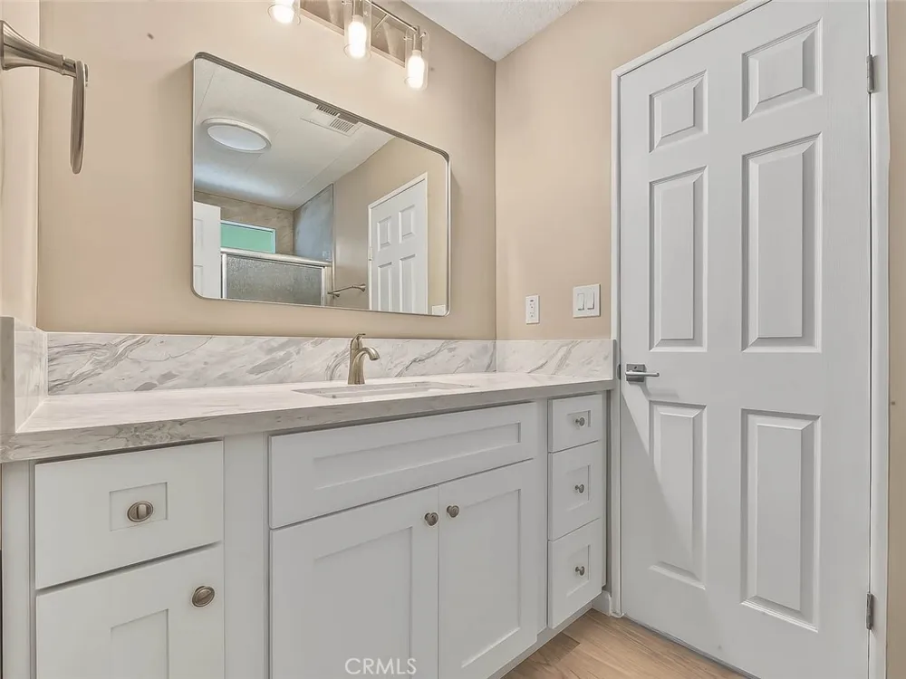 73951 Oak Springs Palm Desert, CA 92260