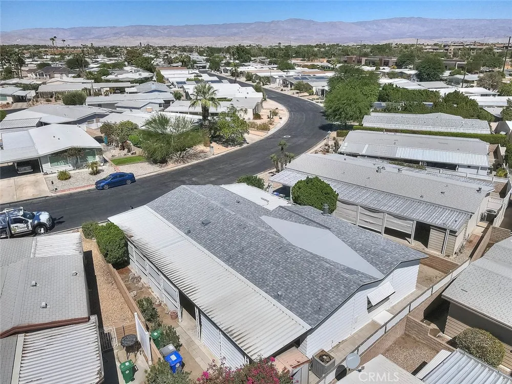 73951 Oak Springs Palm Desert, CA 92260