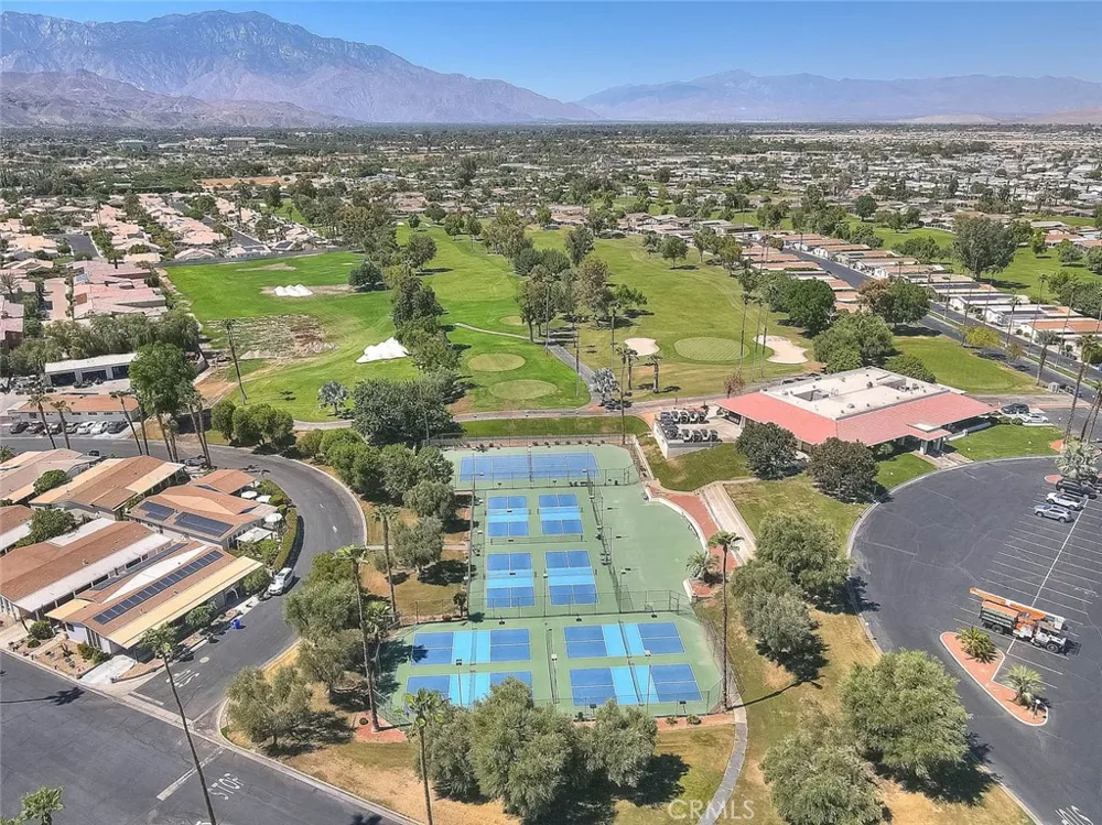 73951 Oak Springs Palm Desert, CA 92260