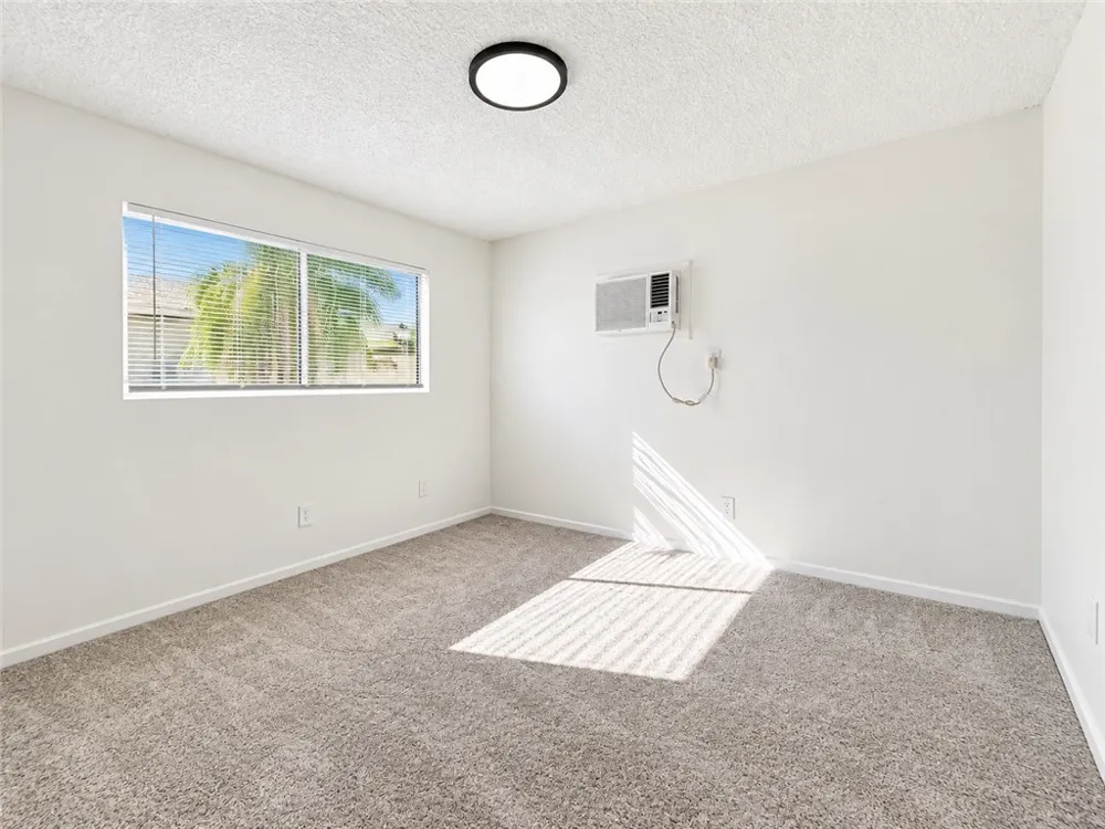 522 Garfield Avenue Taft, CA 93268