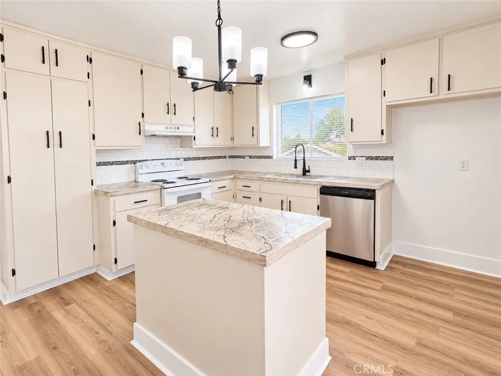 522 Garfield Avenue Taft, CA 93268