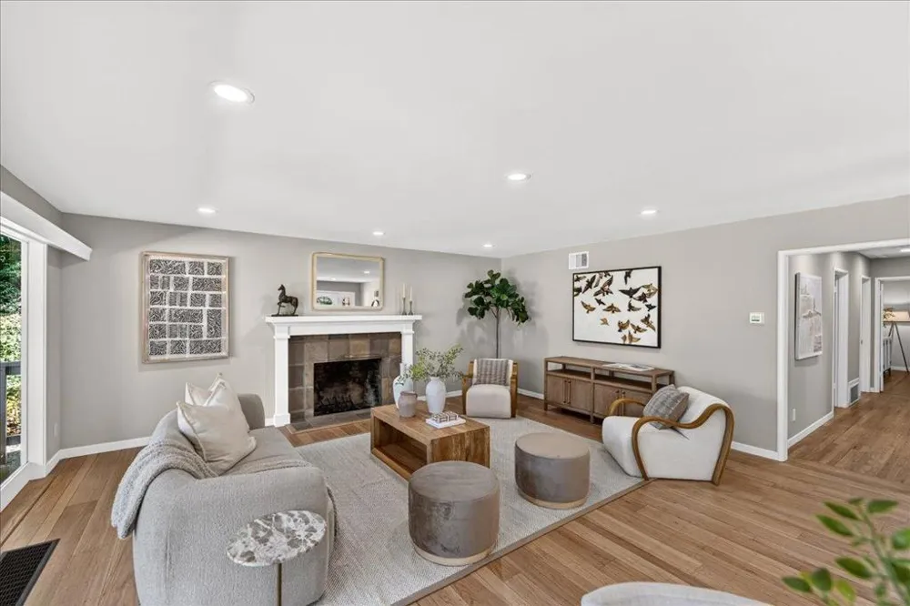 1032 Riverside Drive Los Altos, CA 94024