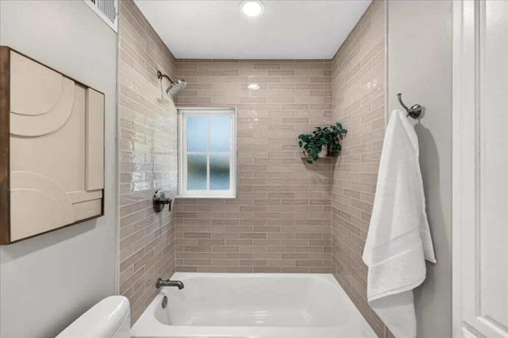1032 Riverside Drive Los Altos, CA 94024