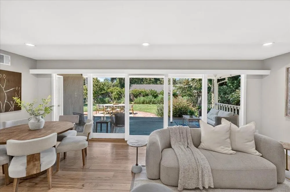 1032 Riverside Drive Los Altos, CA 94024