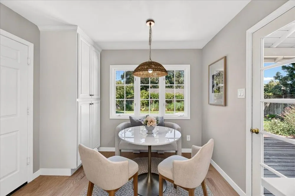 1032 Riverside Drive Los Altos, CA 94024