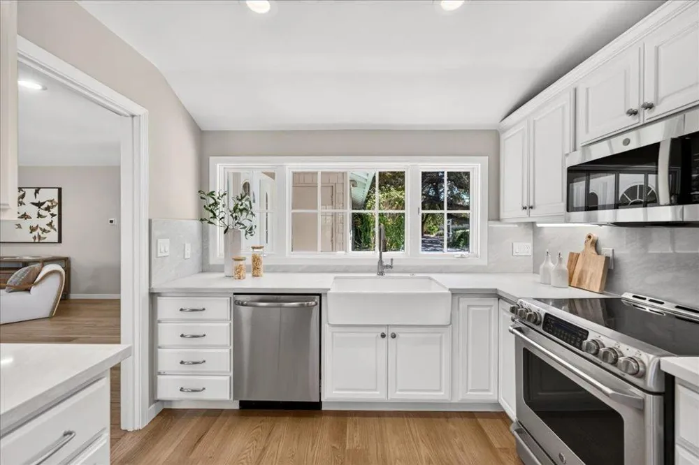 1032 Riverside Drive Los Altos, CA 94024