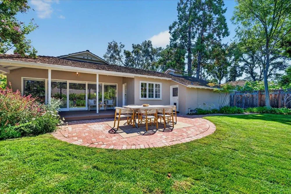 1032 Riverside Drive Los Altos, CA 94024