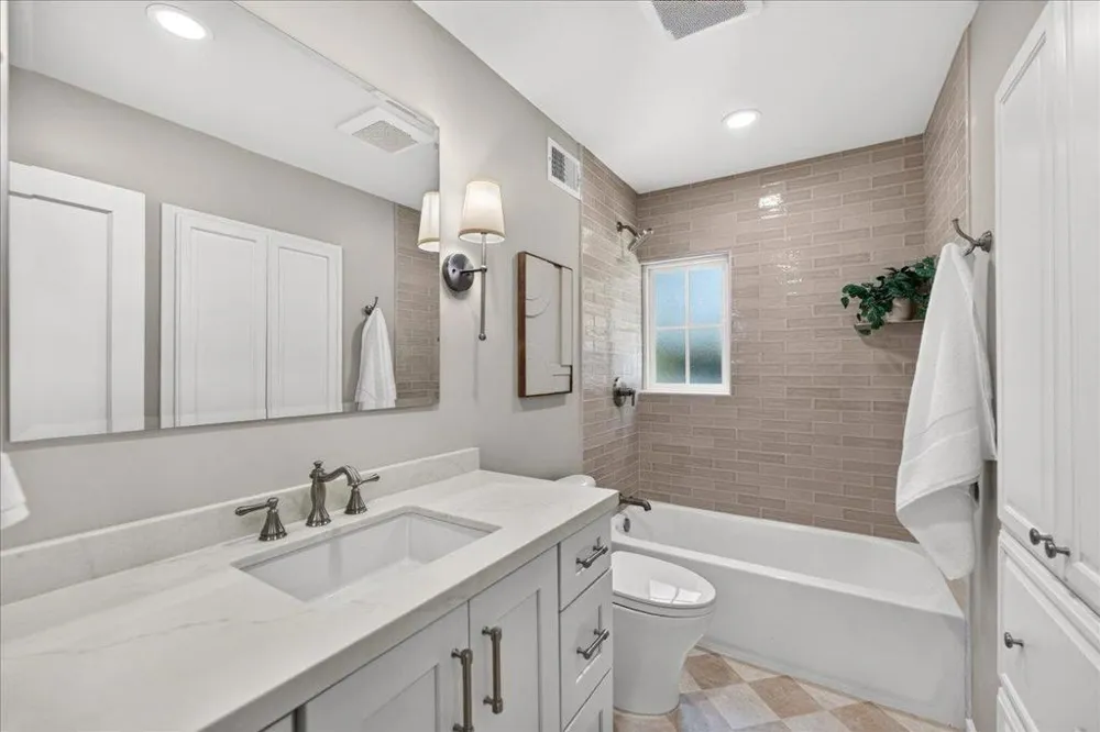 1032 Riverside Drive Los Altos, CA 94024