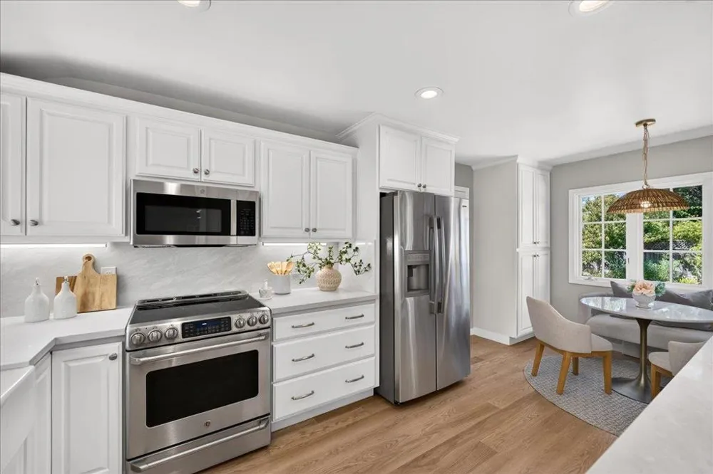 1032 Riverside Drive Los Altos, CA 94024