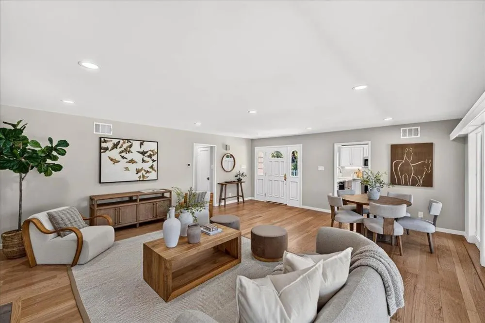 1032 Riverside Drive Los Altos, CA 94024