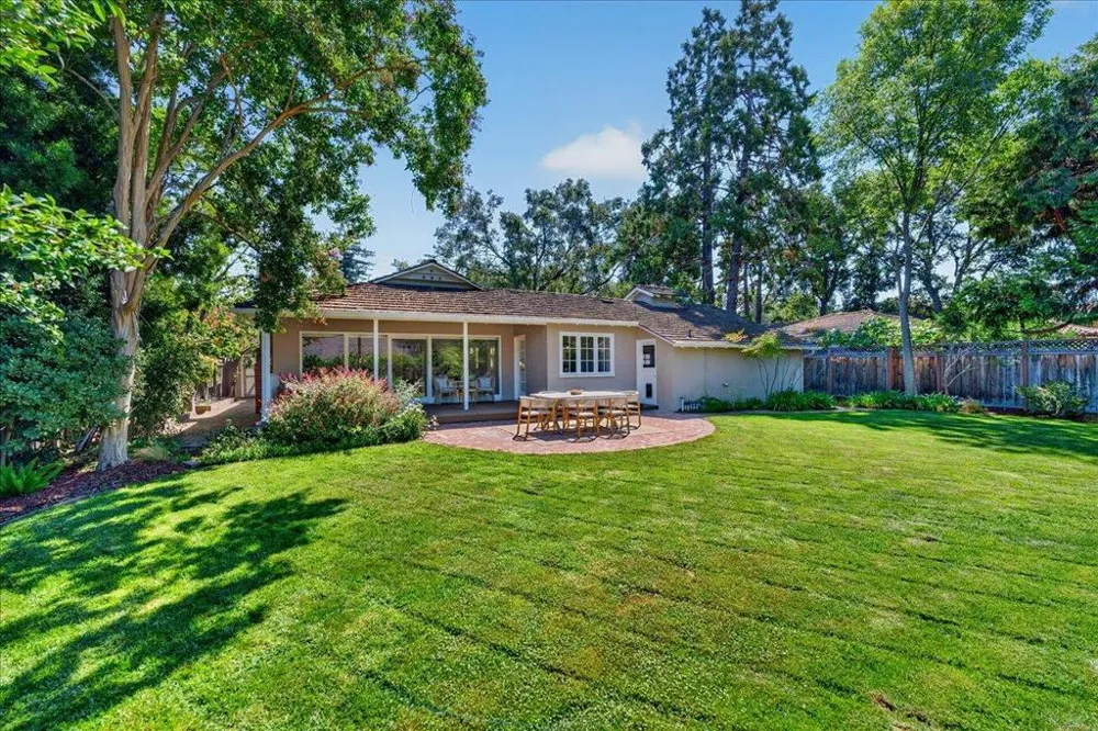 1032 Riverside Drive Los Altos, CA 94024