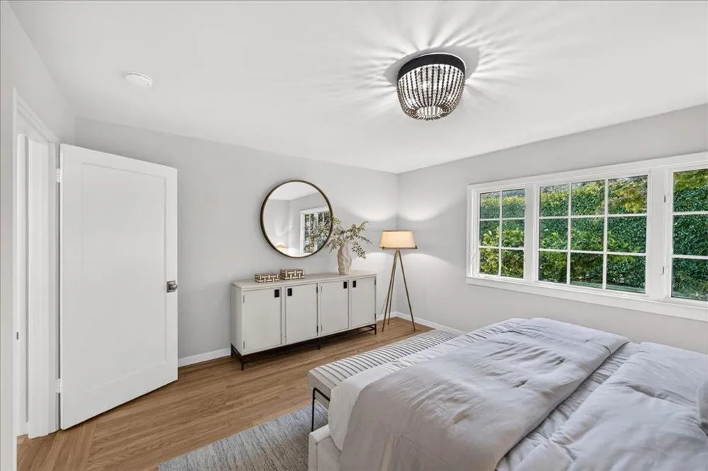 1032 Riverside Drive Los Altos, CA 94024