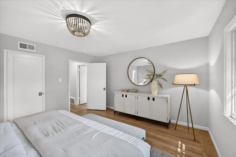 1032 Riverside Drive Los Altos, CA 94024