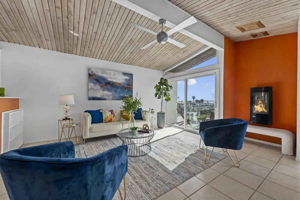 2885 McGraw St San Diego, CA 92117