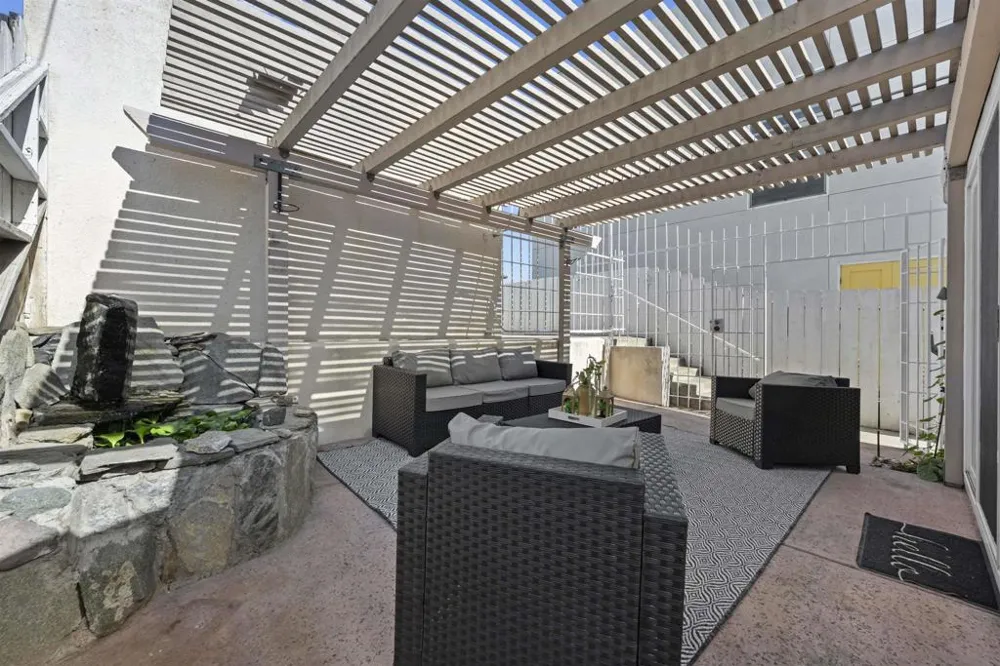 2885 McGraw St San Diego, CA 92117