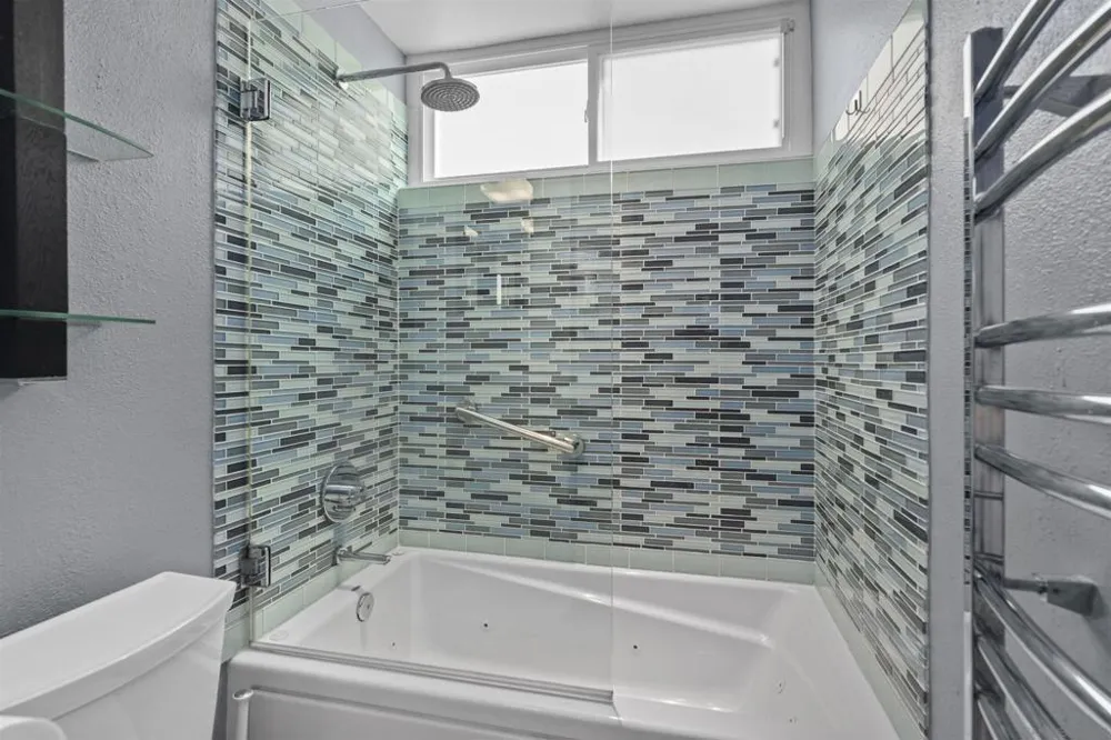 2885 McGraw St San Diego, CA 92117