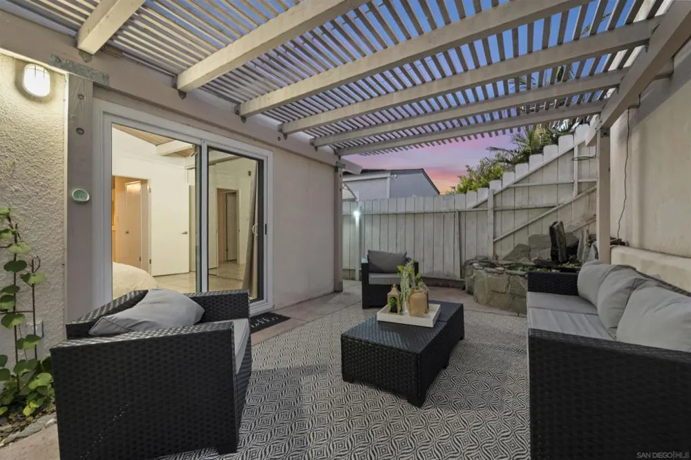 2885 McGraw St San Diego, CA 92117